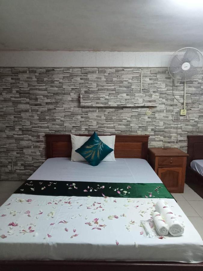 פנום פן White River Guesthouse מראה חיצוני תמונה